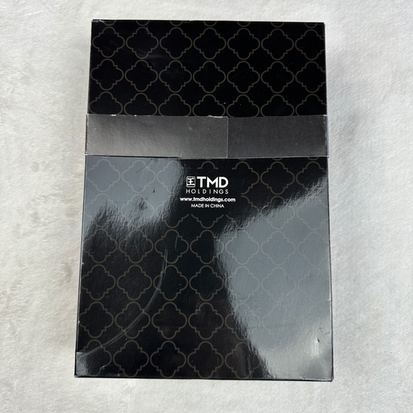 TMD Holdings His & Hers Champagne Flute Set 6 oz Etched Glass Wedding Gift 2pc - Picture 2 of 3